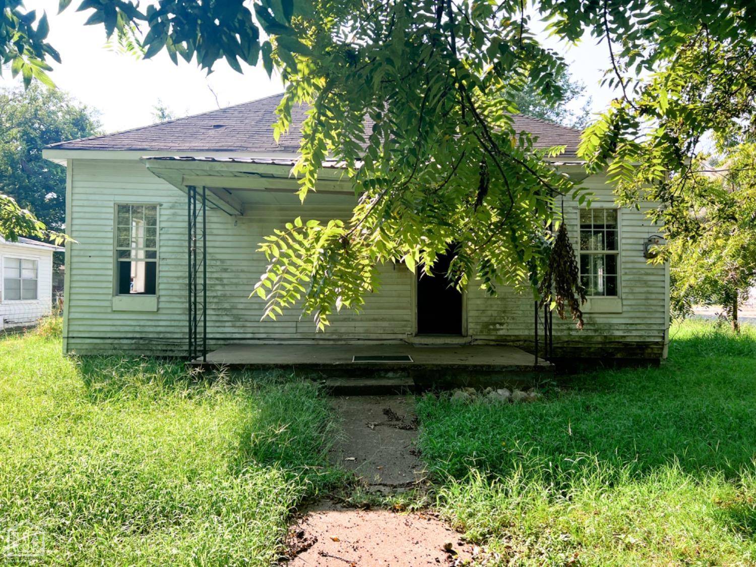 523 SW 5th Street SW, Walnut Ridge, AR 72476