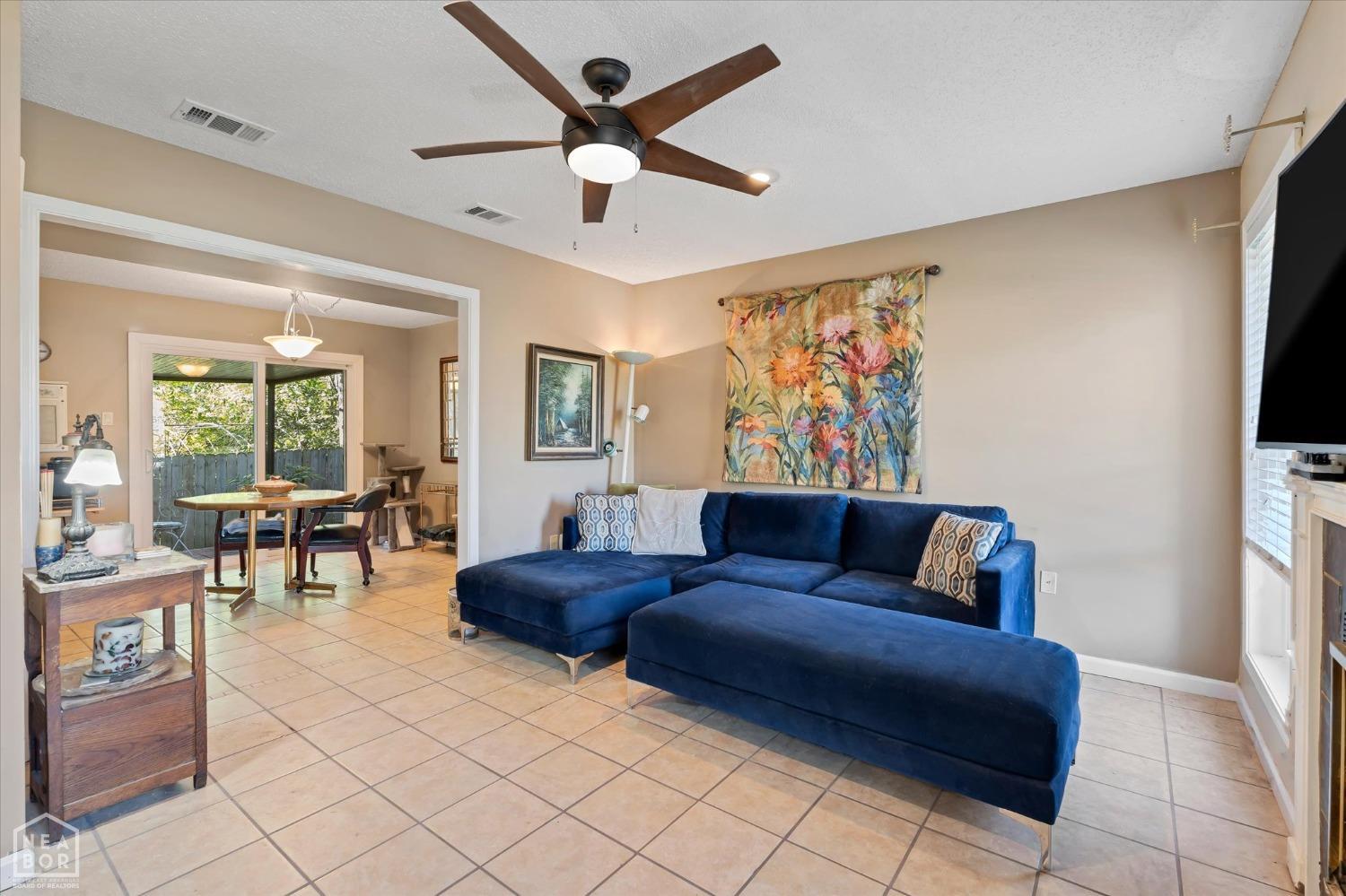 2105 Windwood Cove