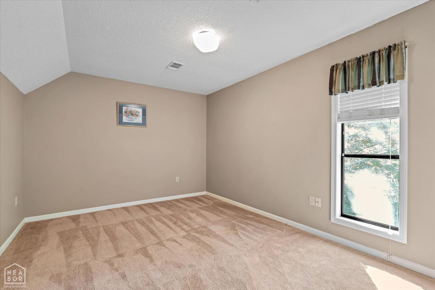 2105 Windwood Cove
