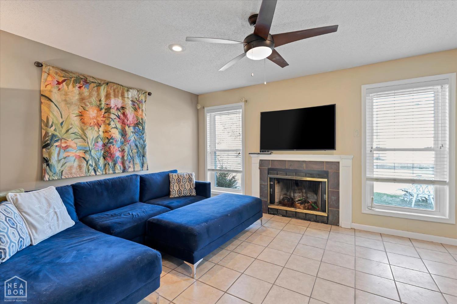 2105 Windwood Cove