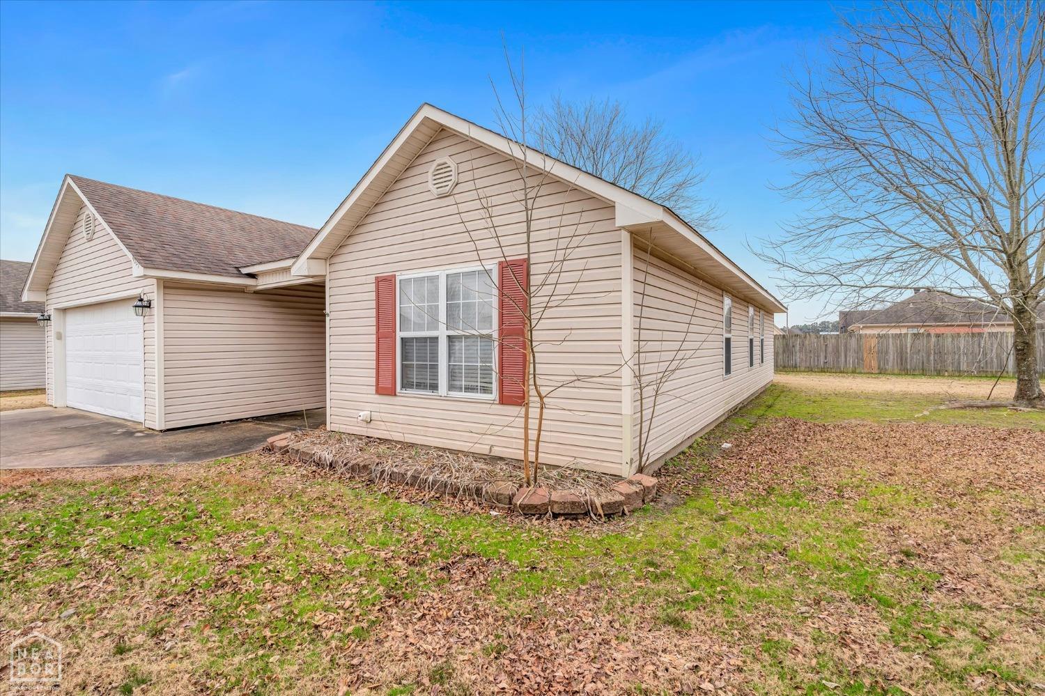 4627 Keely Cove