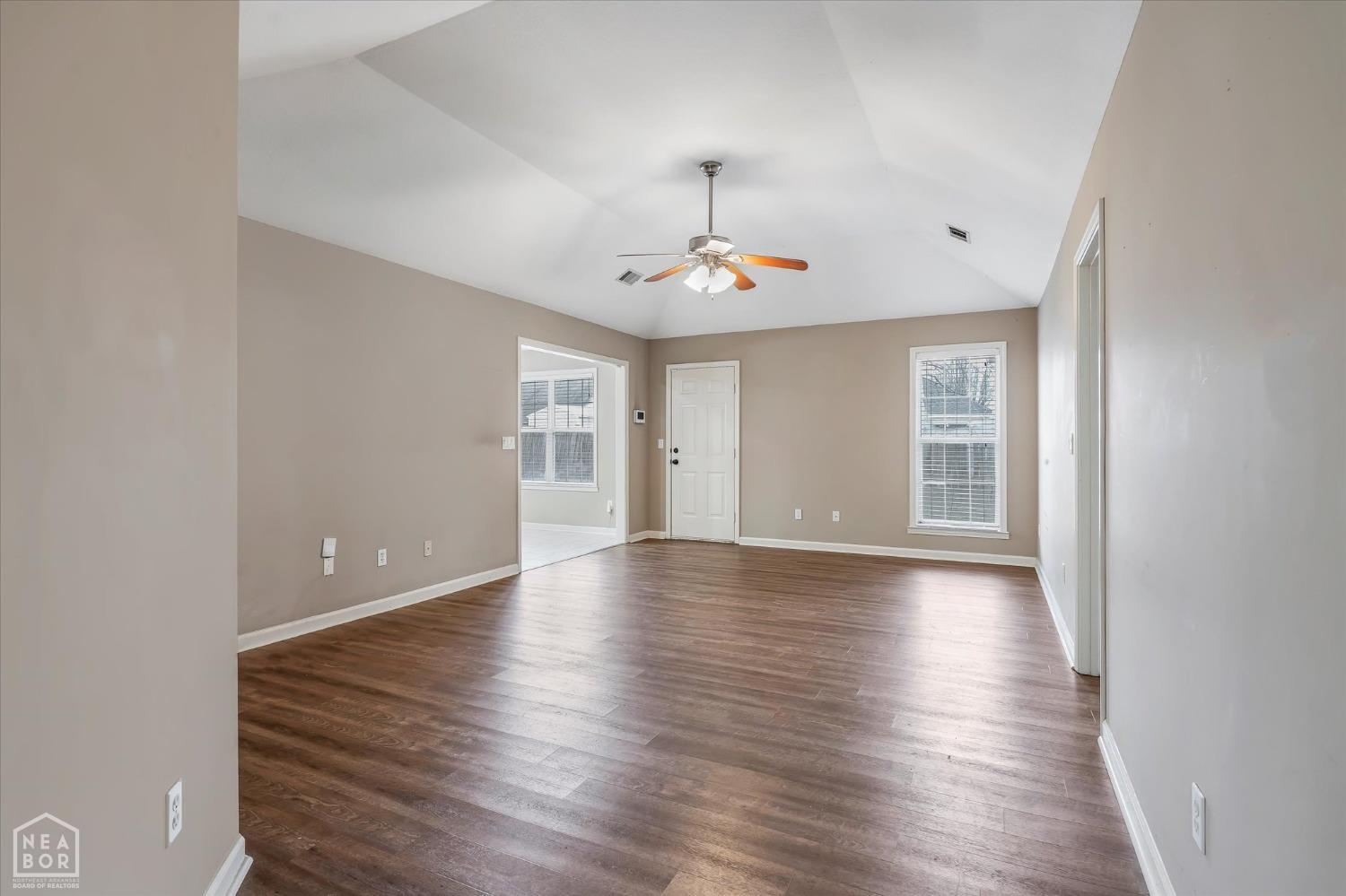 4627 Keely Cove