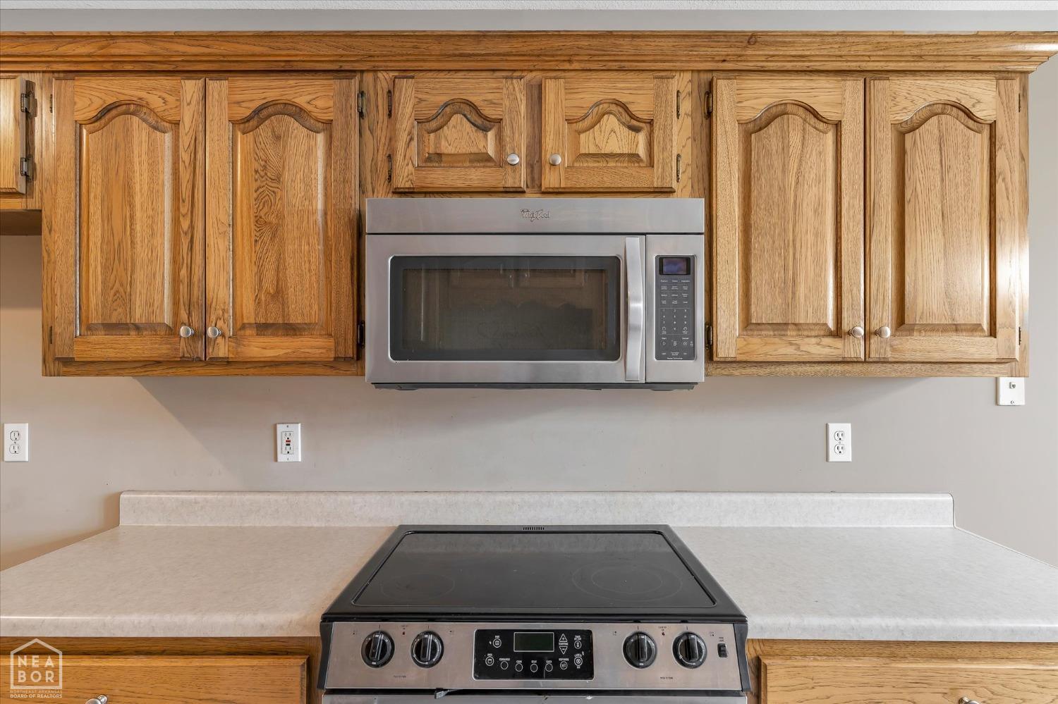 4627 Keely Cove