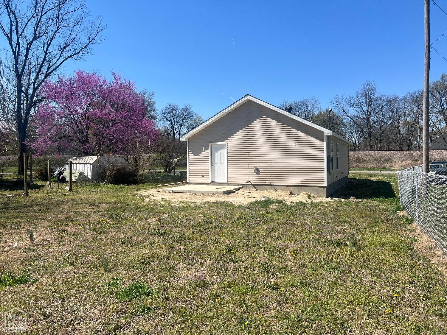 704 N Ozark St