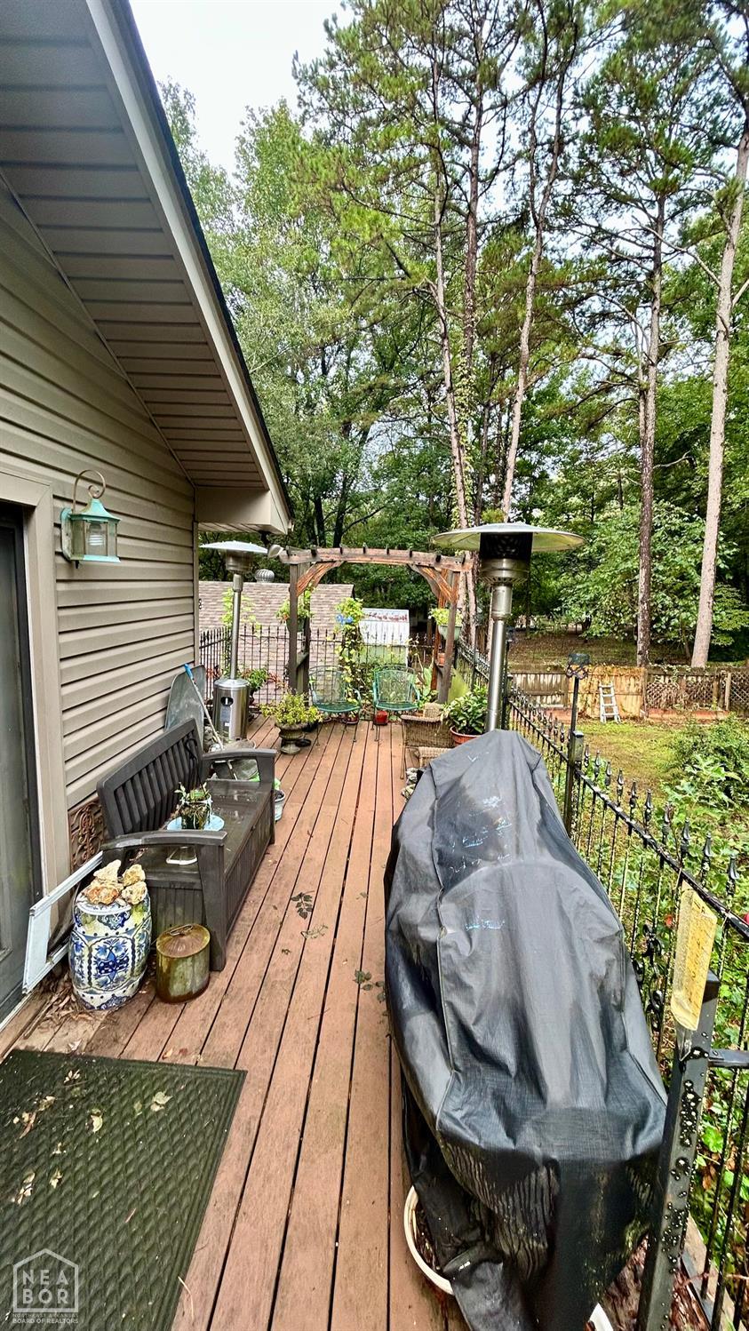 1304 Country Manor Lane