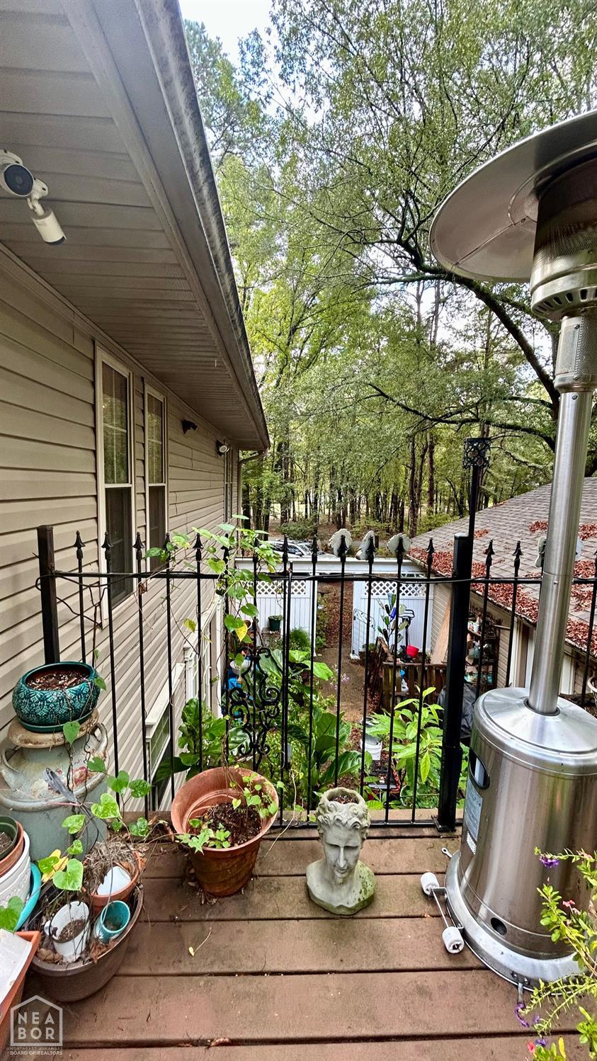 1304 Country Manor Lane