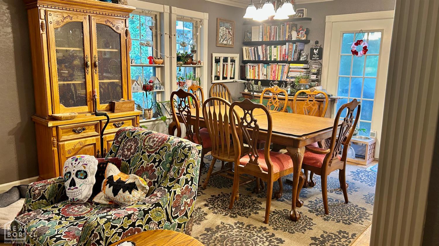 1304 Country Manor Lane