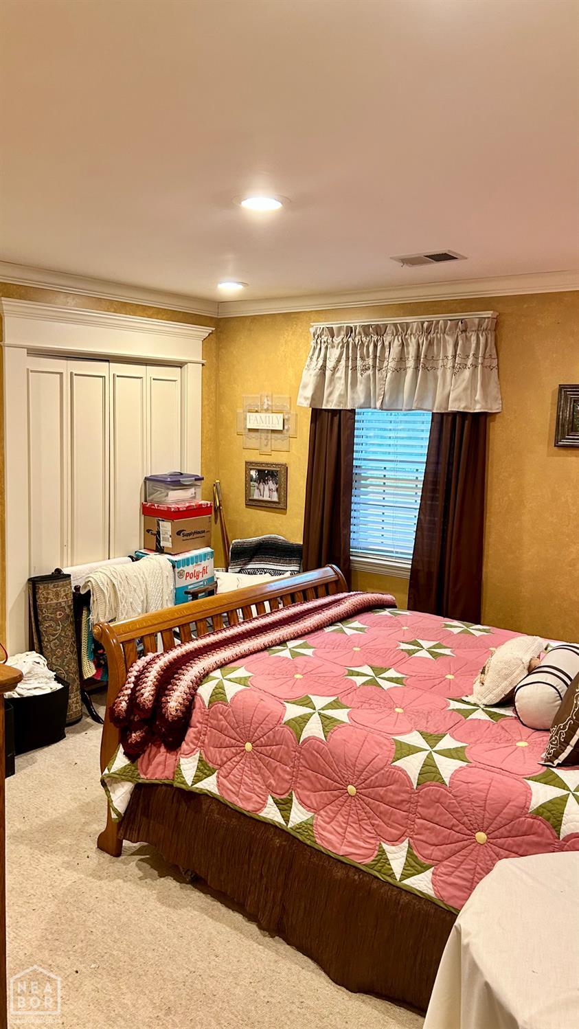 1304 Country Manor Lane