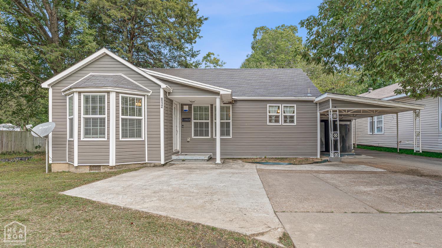 812 W Nettleton Avenue