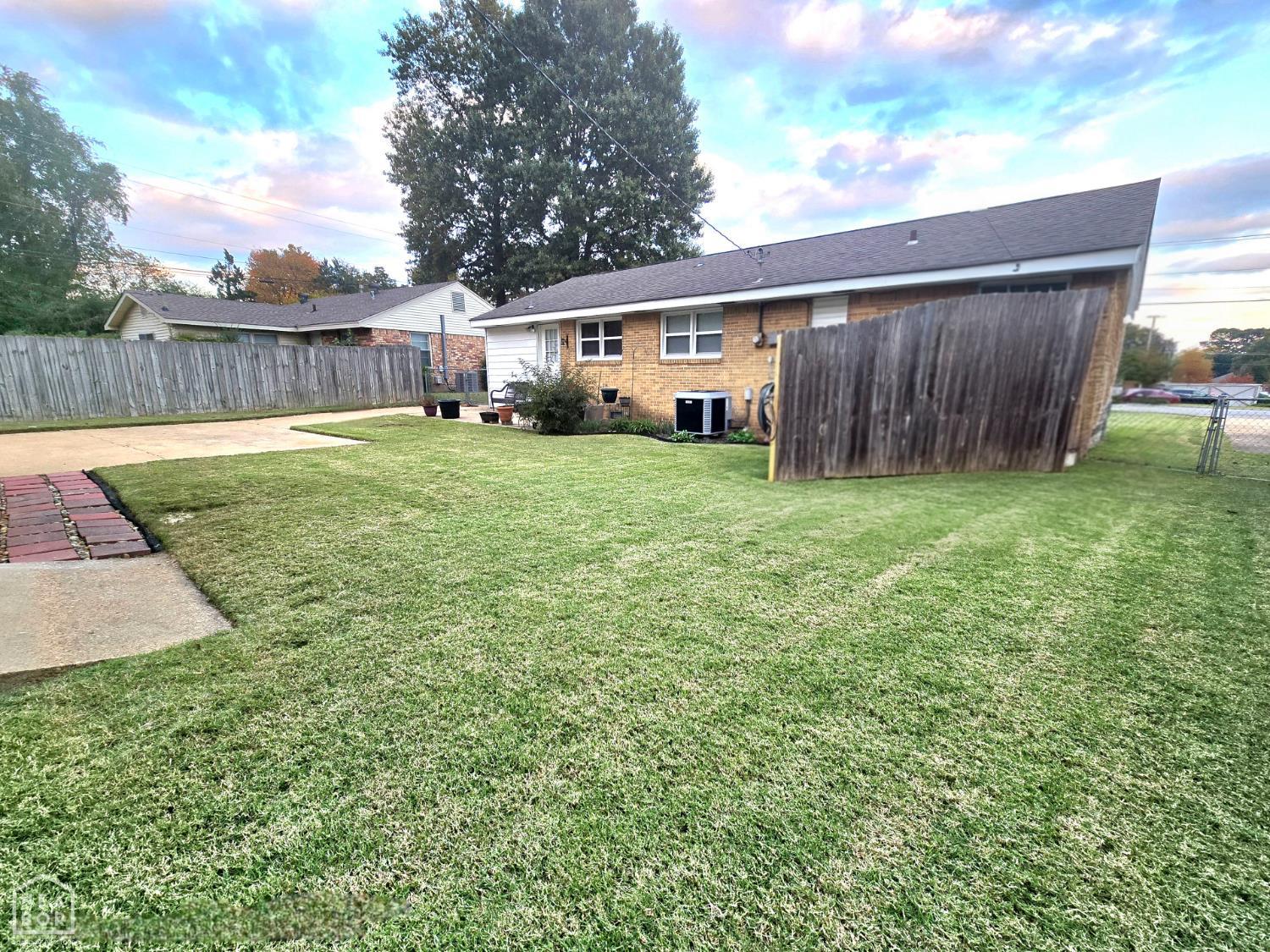 2506 S Culberhouse Street