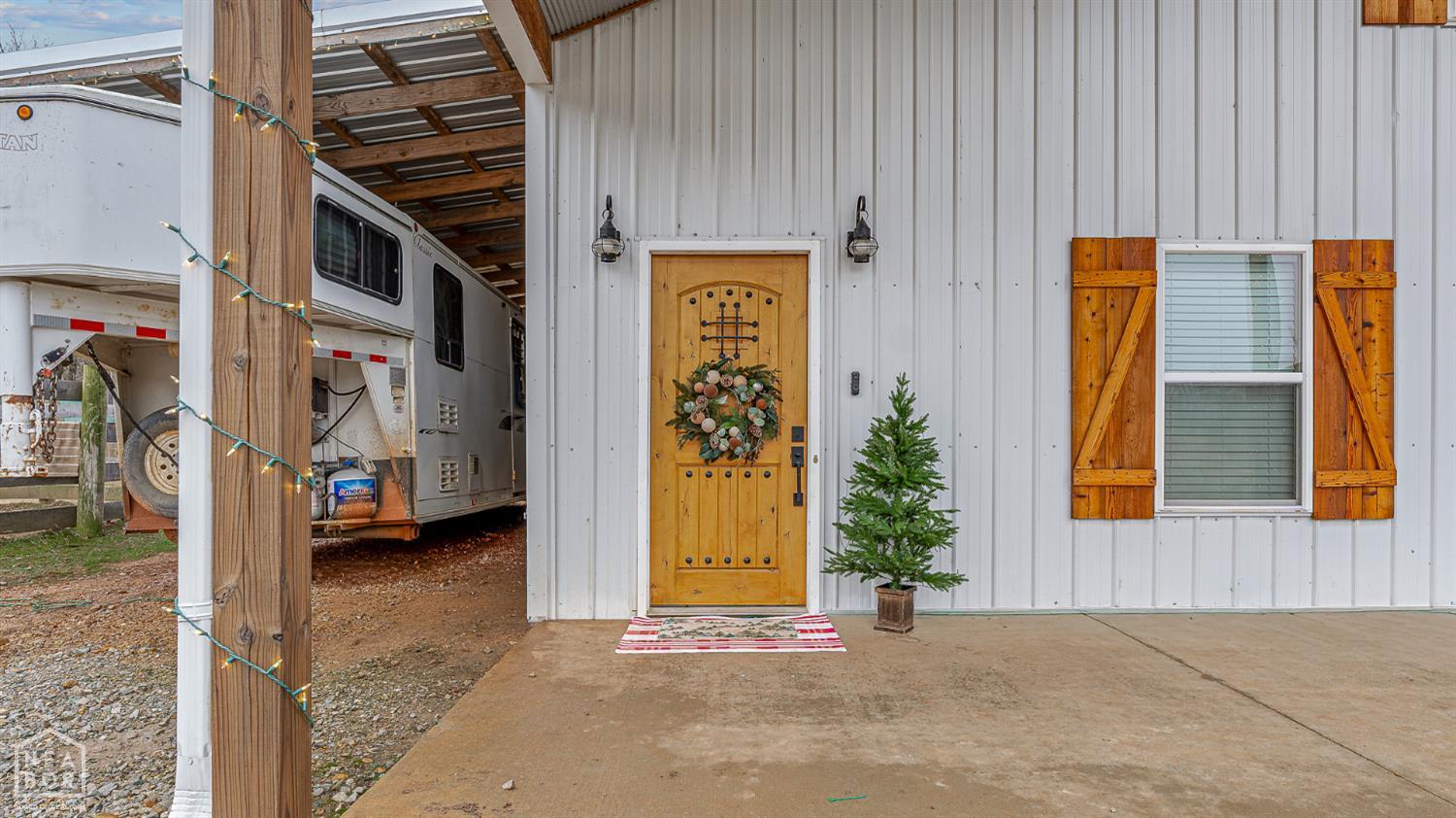 1323 County Road 304