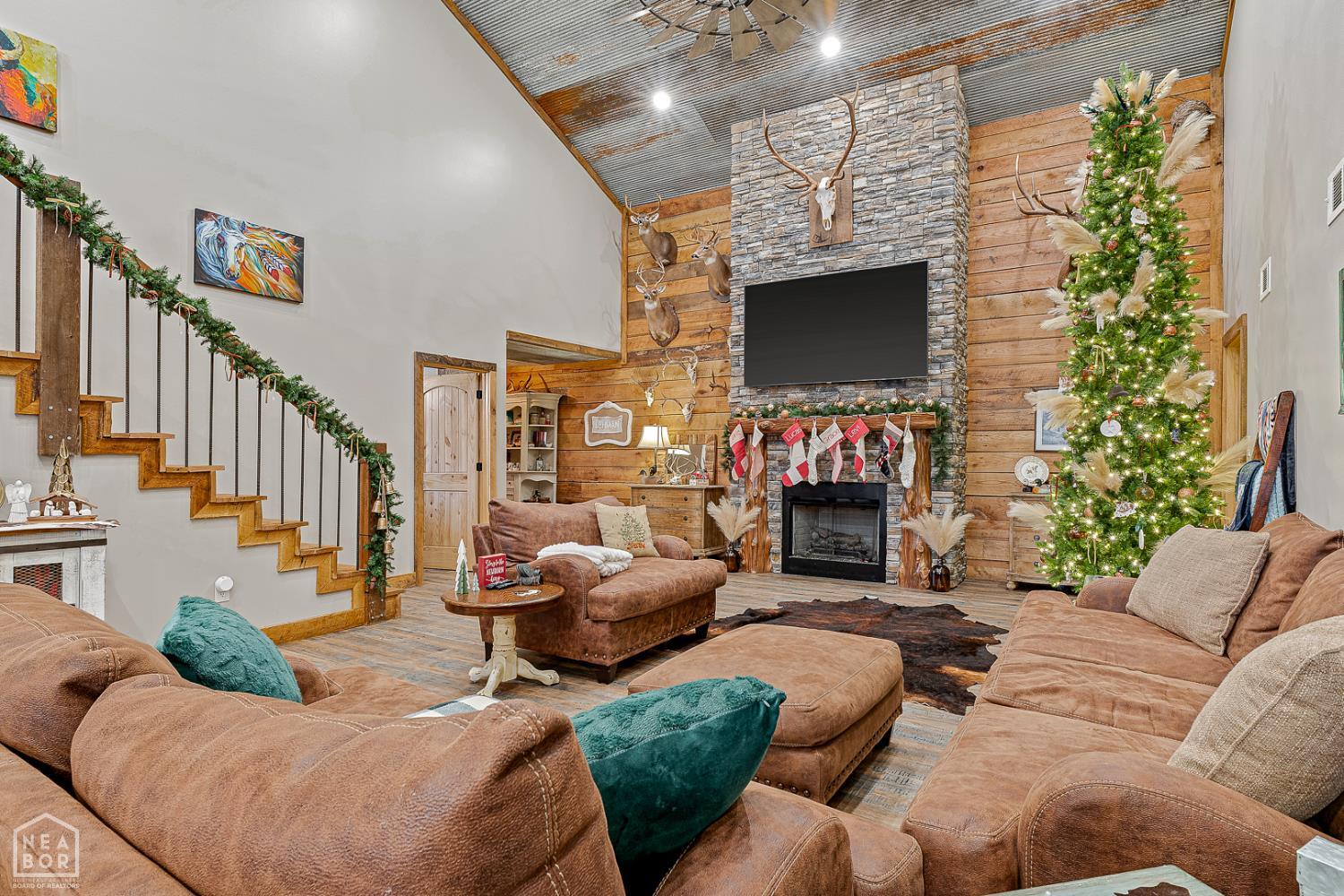 1323 County Road 304