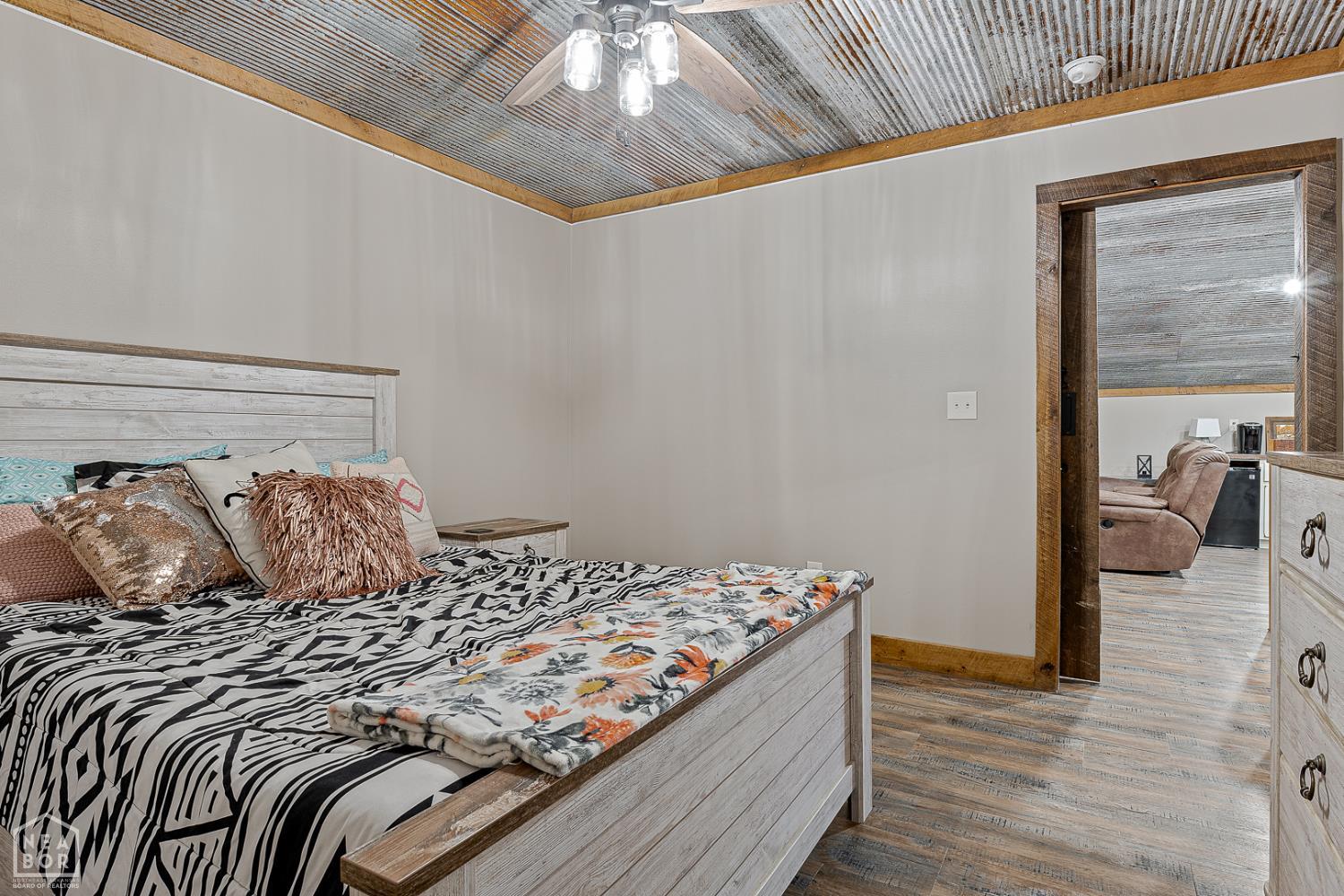 1323 County Road 304