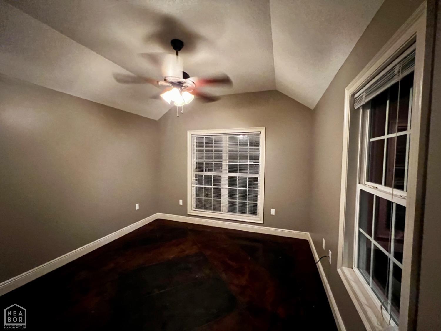 3220 Horseshoe Trails