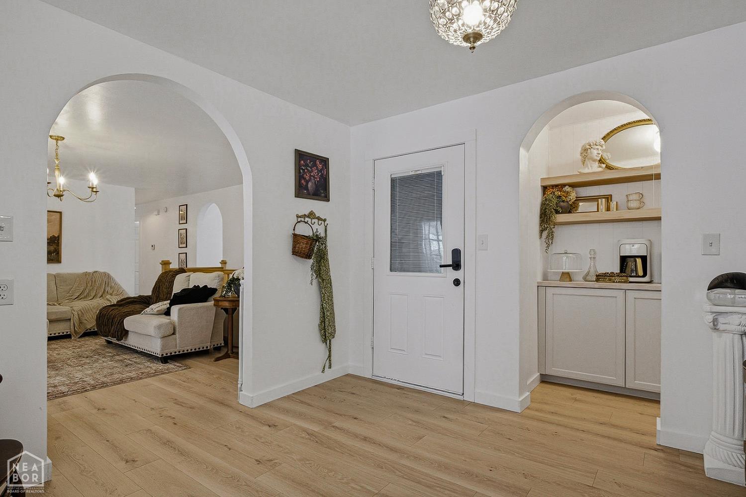 6134 W Us 62 Highway