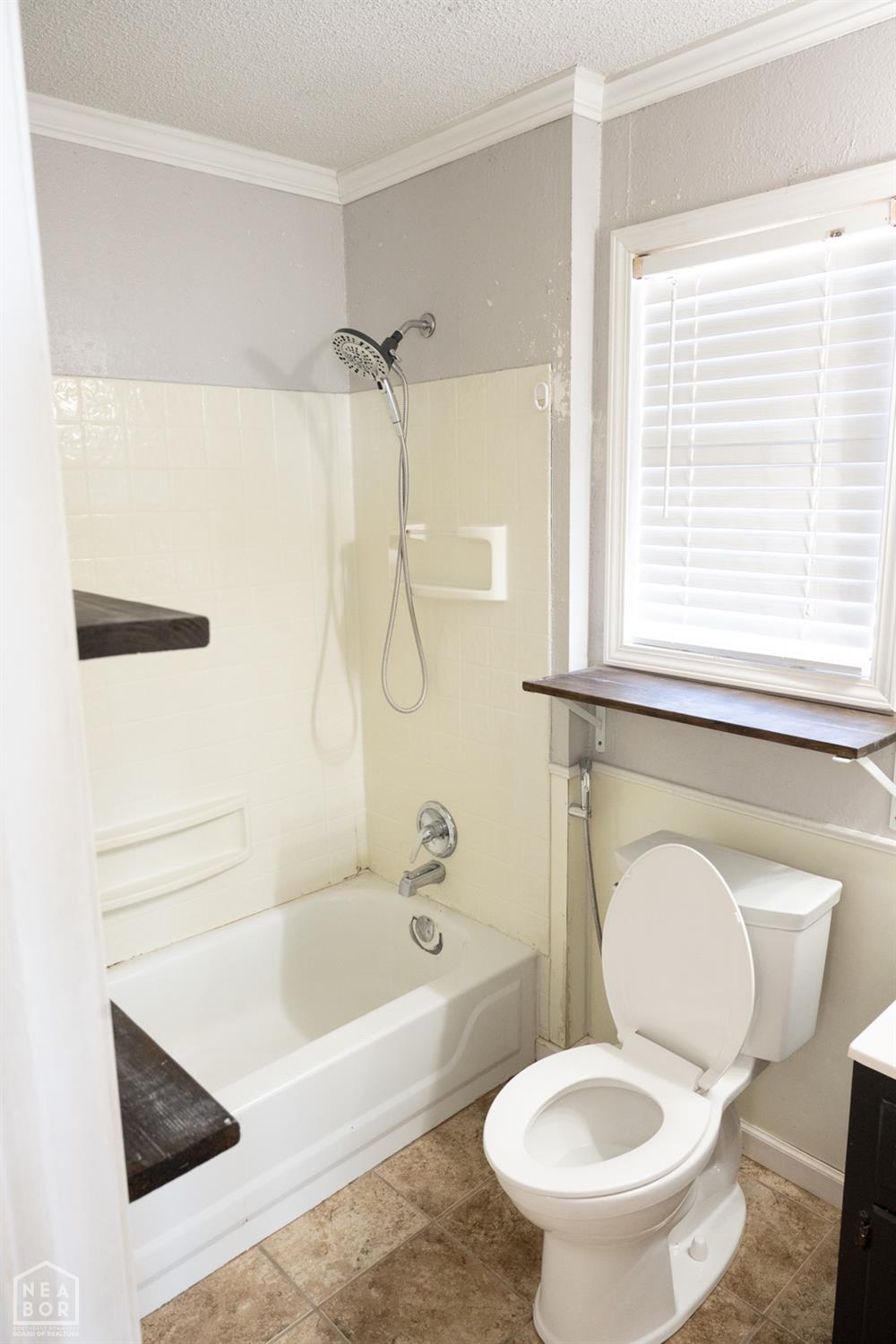 497 Lawrence Road 611