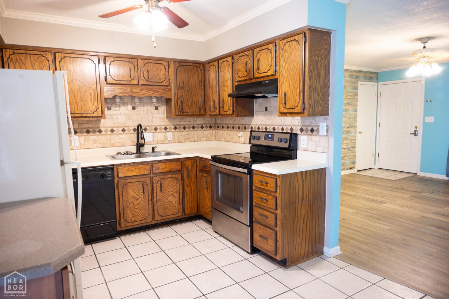 2212 Crescendo Drive