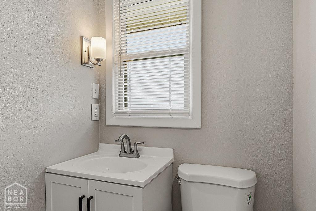 8000 E Highland Drive