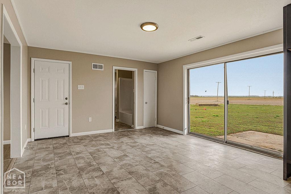 8000 E Highland Drive