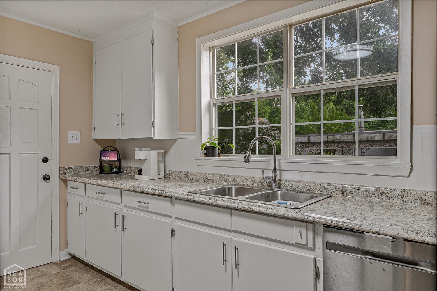 522 Bill Hudgens Street