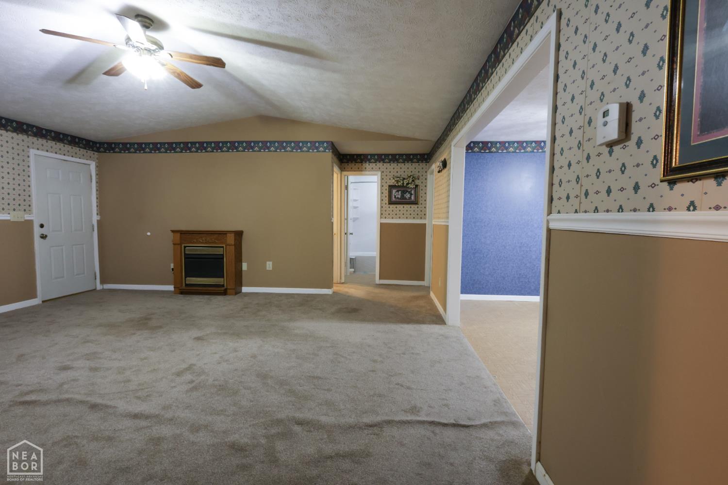 316 Buttercup Lane