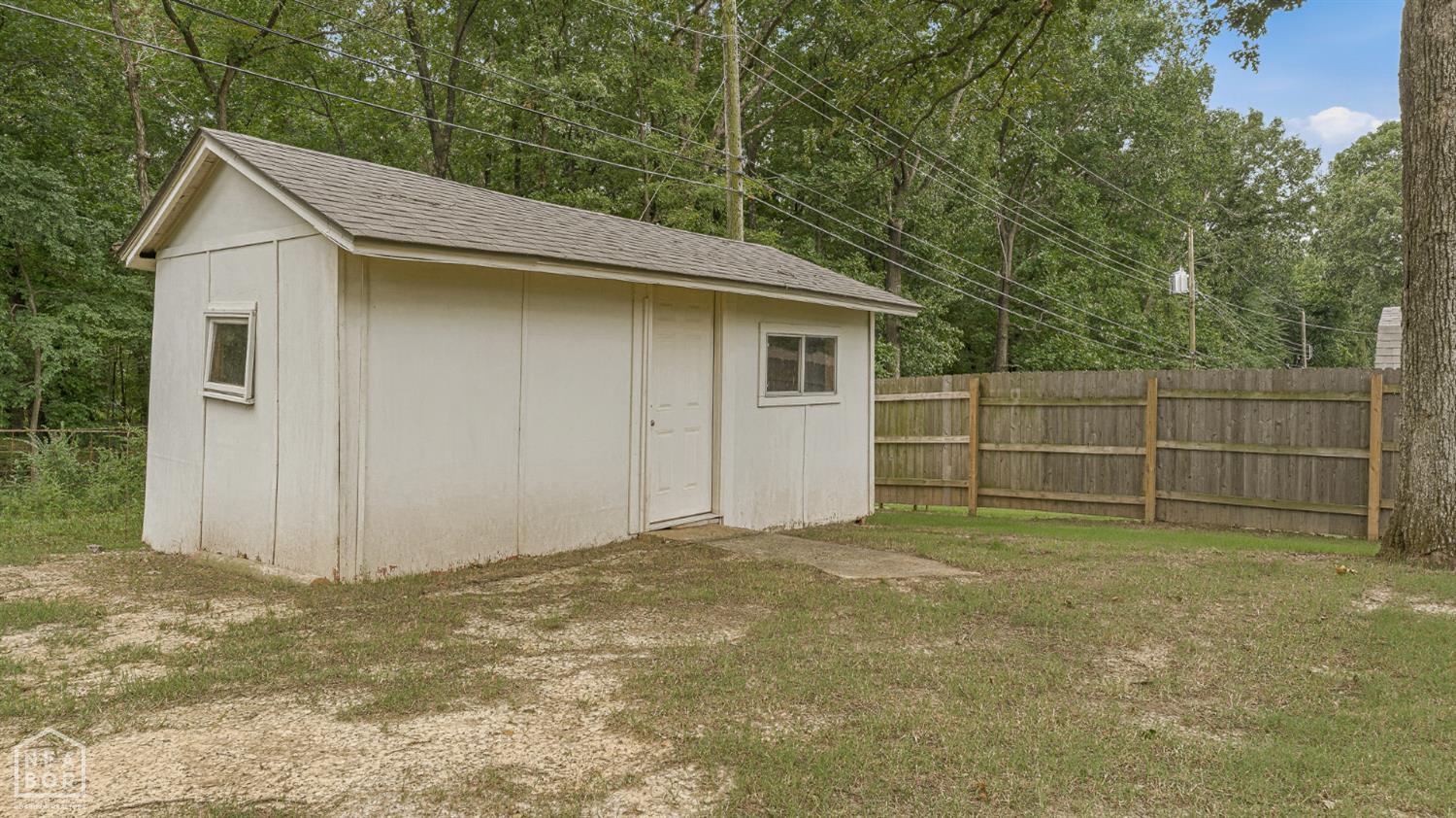 100 Holmes Road