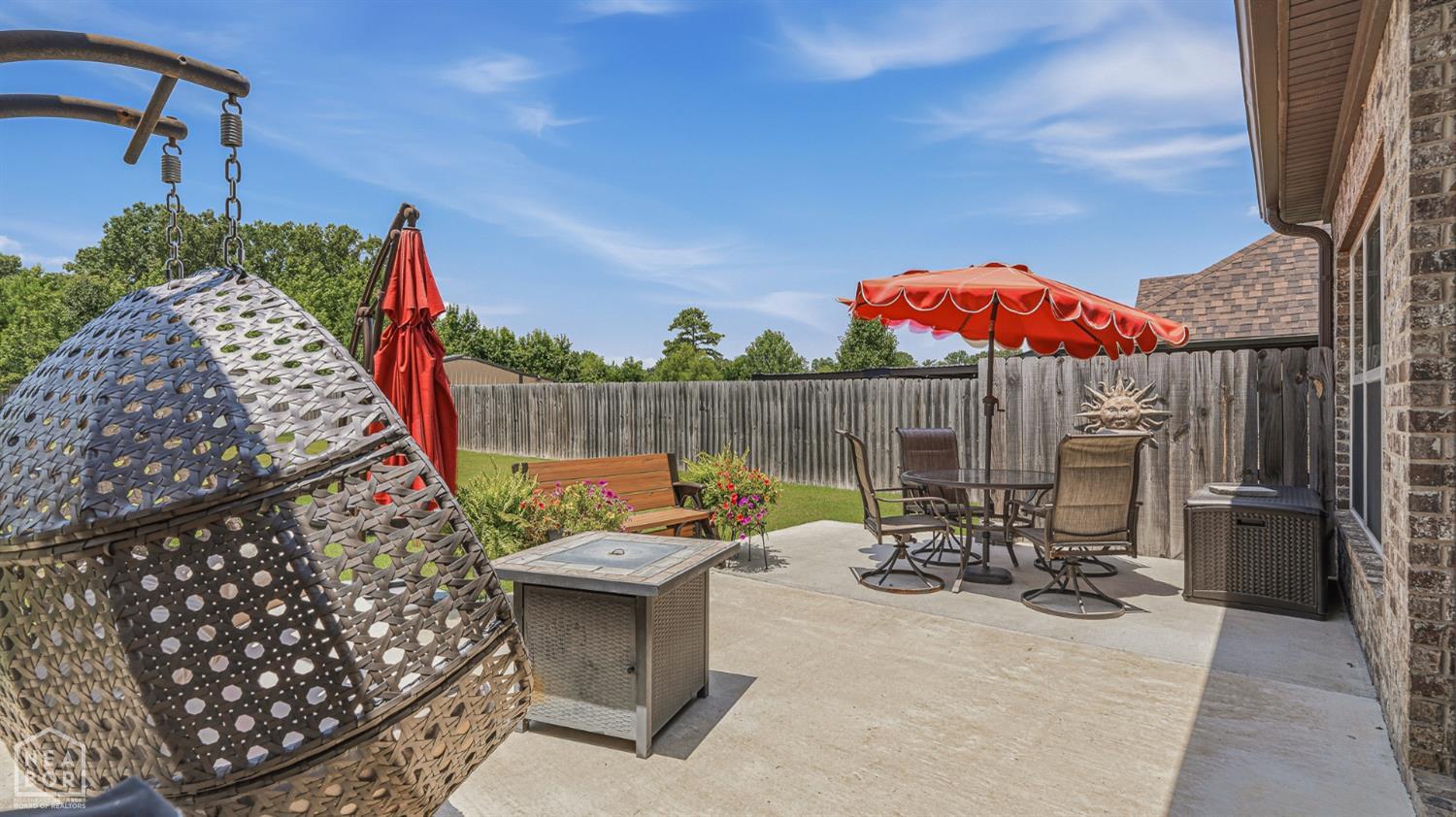 915 Sandra Lane
