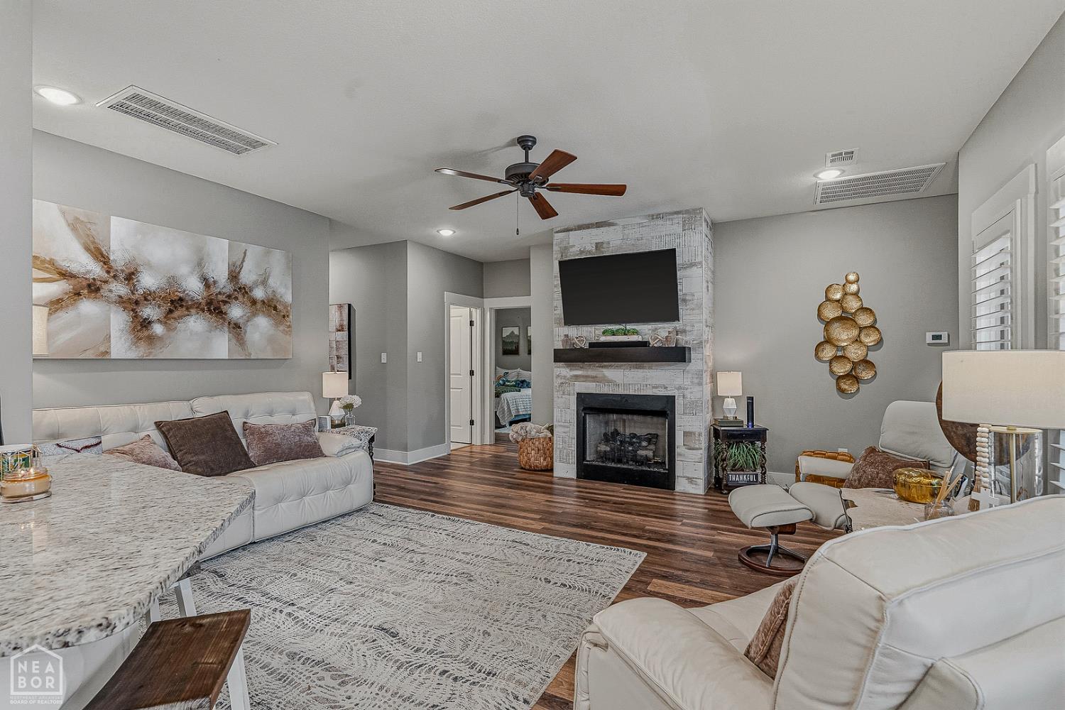915 Sandra Lane