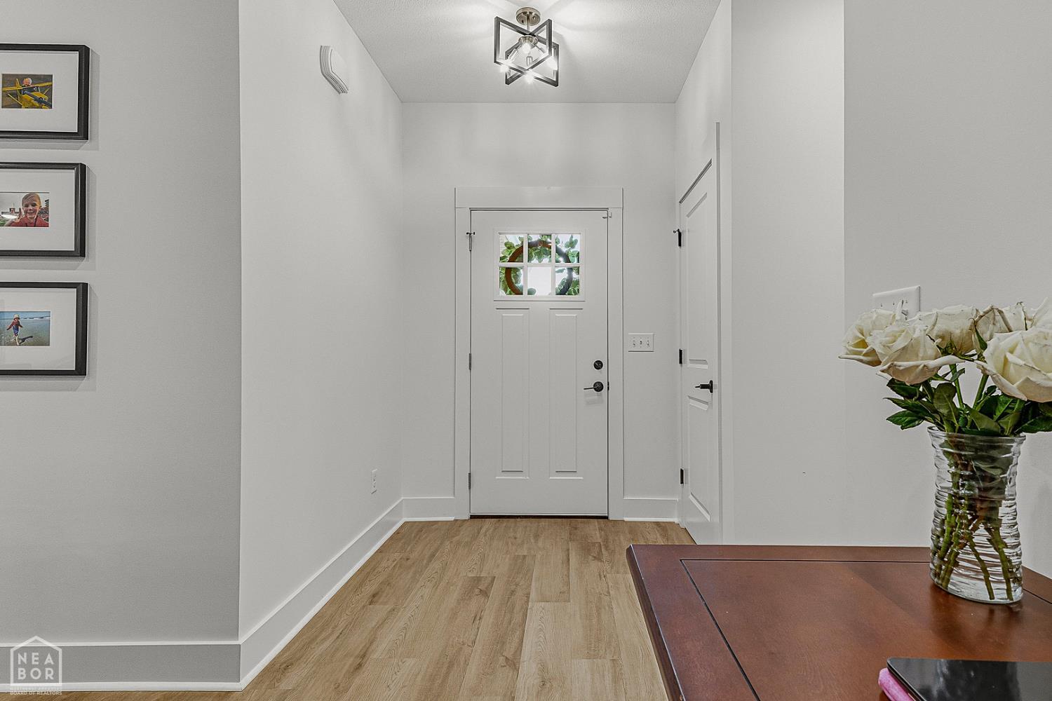 4308 Lynx Lane