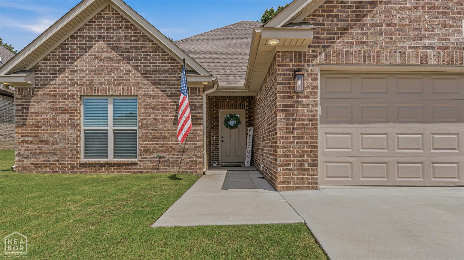 4308 Lynx Lane
