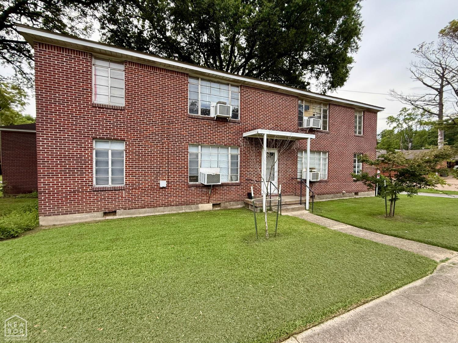 1009 Flint Street