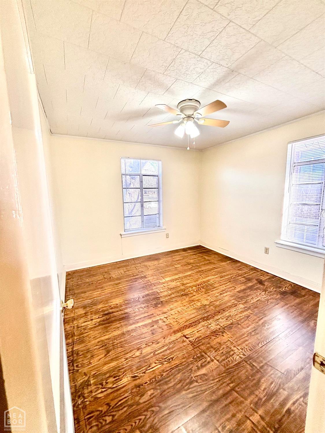 1009 Flint Street