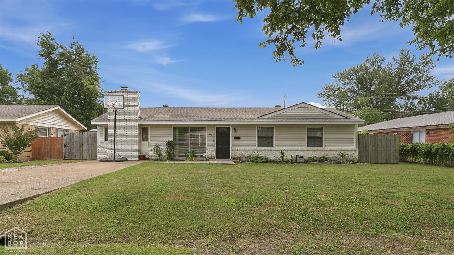 715 SE 7th Street