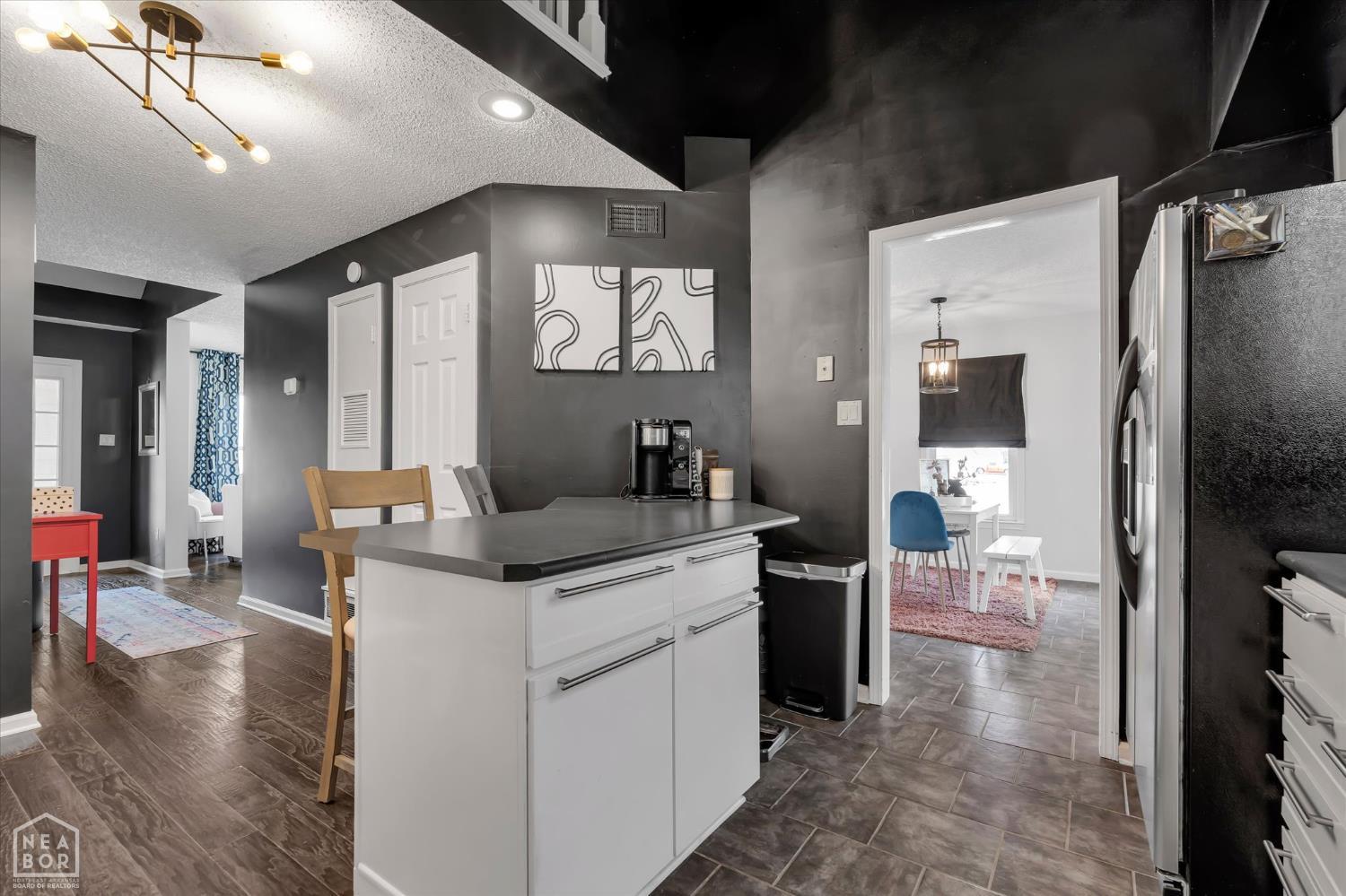2510 Greenbriar Drive