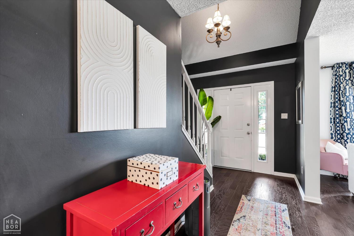 2510 Greenbriar Drive
