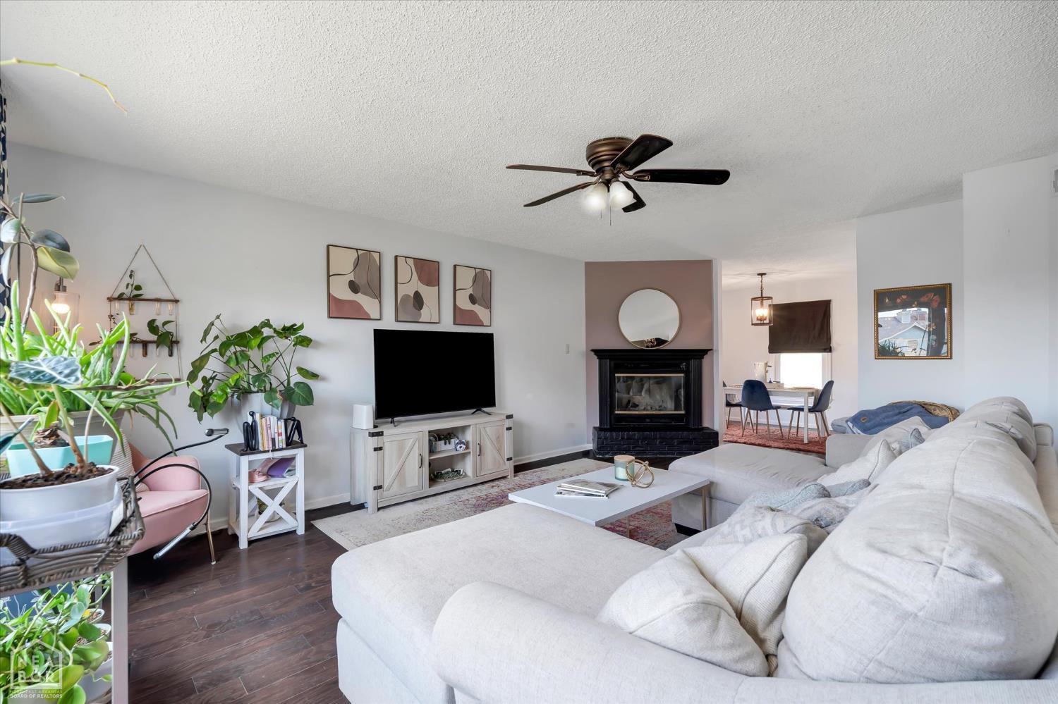 2510 Greenbriar Drive