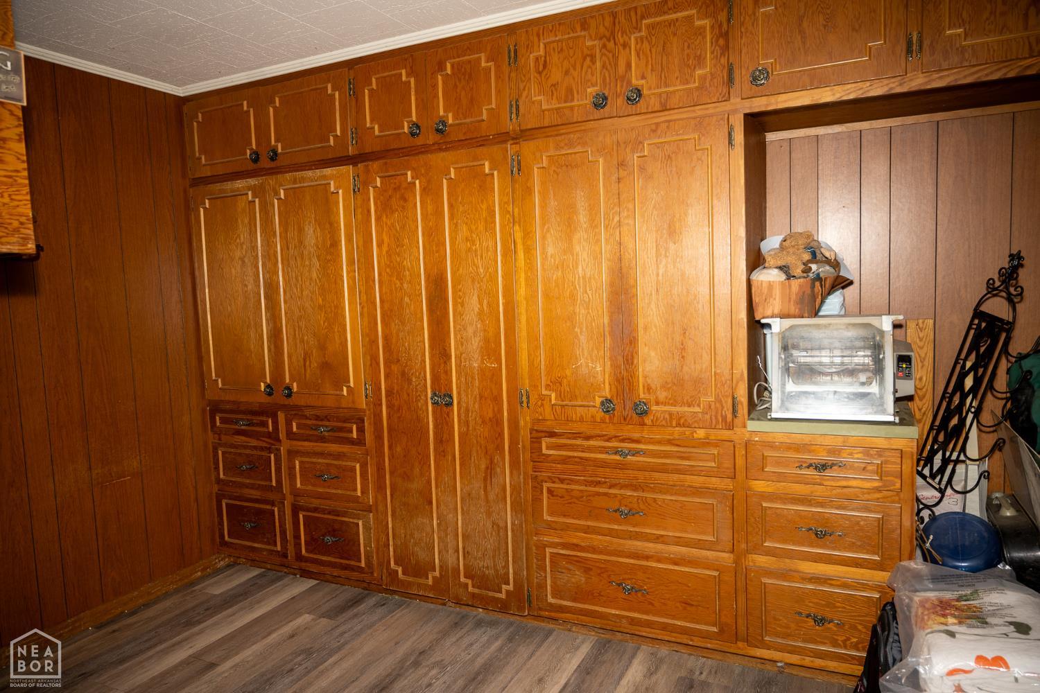 1002 Sycamore Drive