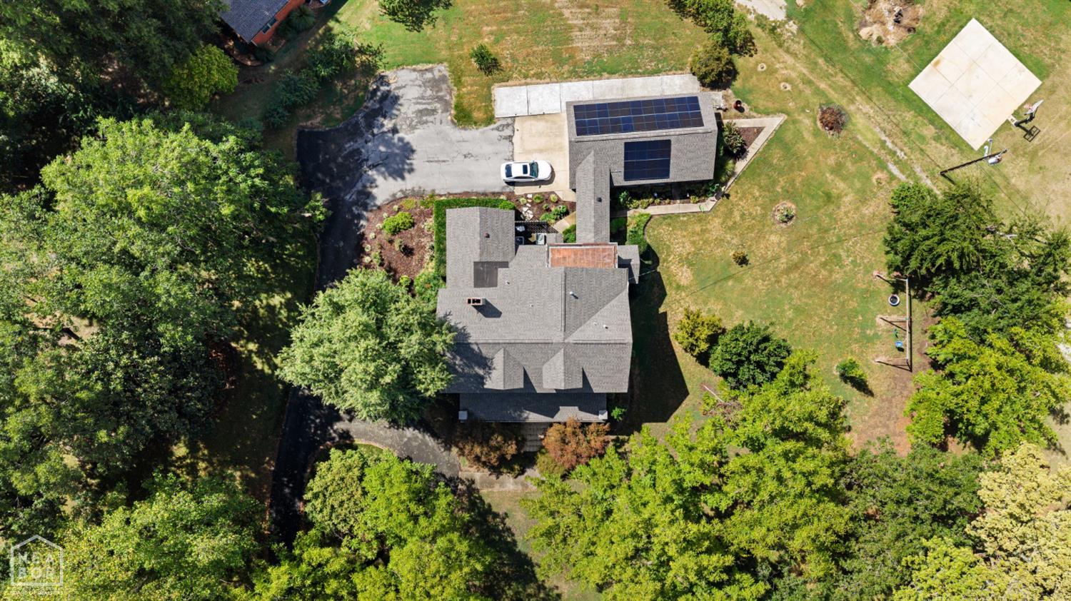201 W Montgomery