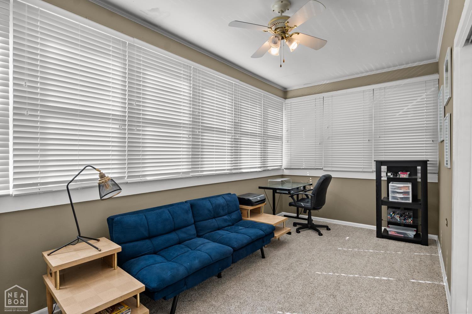 201 W Montgomery