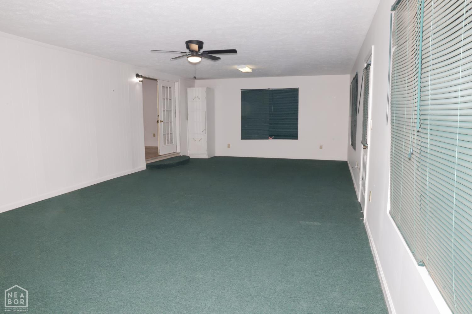 316 Buttercup Lane
