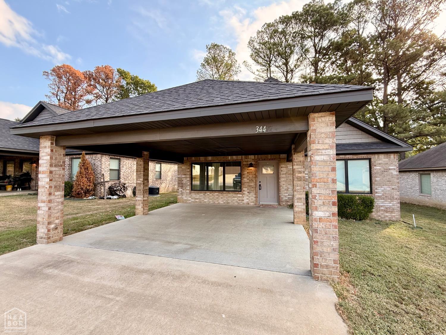 344 Wolf Den Drive