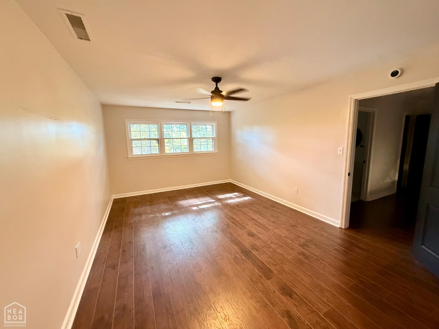 909 Pinecrest Drive