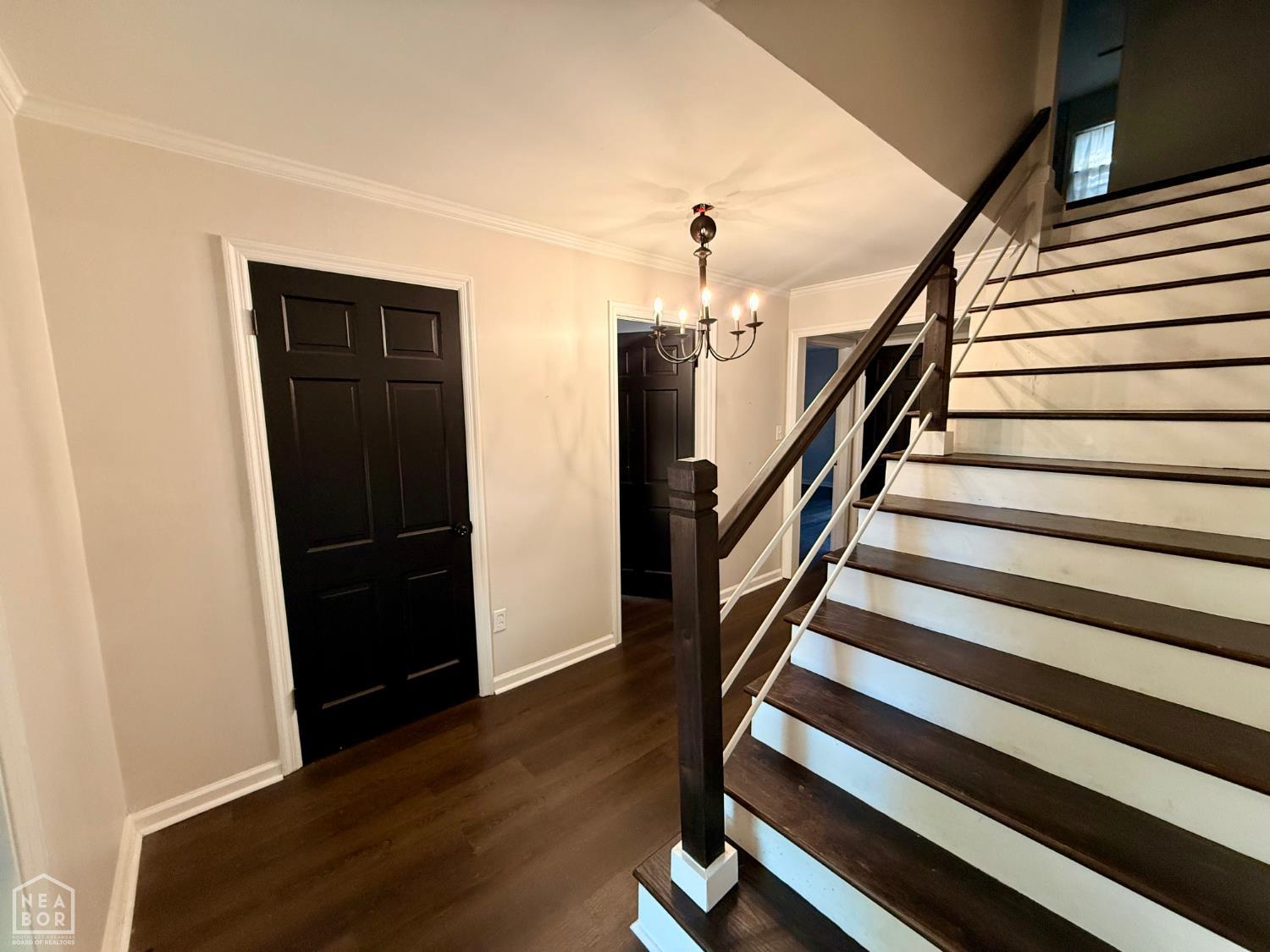 909 Pinecrest Drive